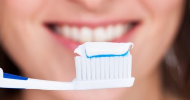 Jak dbać o zdrowie jamy ustnej? Jak poprawnie szczotkować zęby?